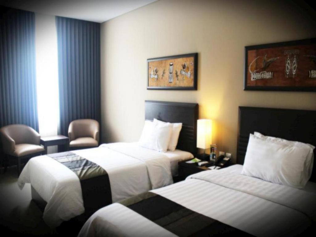 Grand Abe Hotel Jayapura Exterior foto