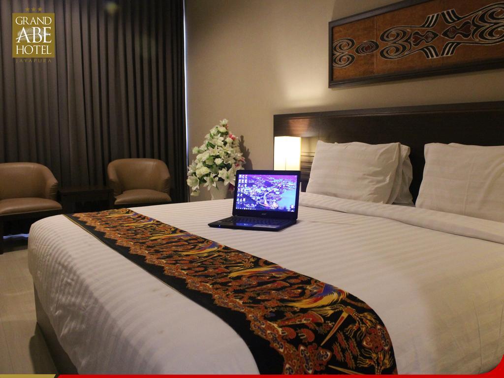 Grand Abe Hotel Jayapura Exterior foto