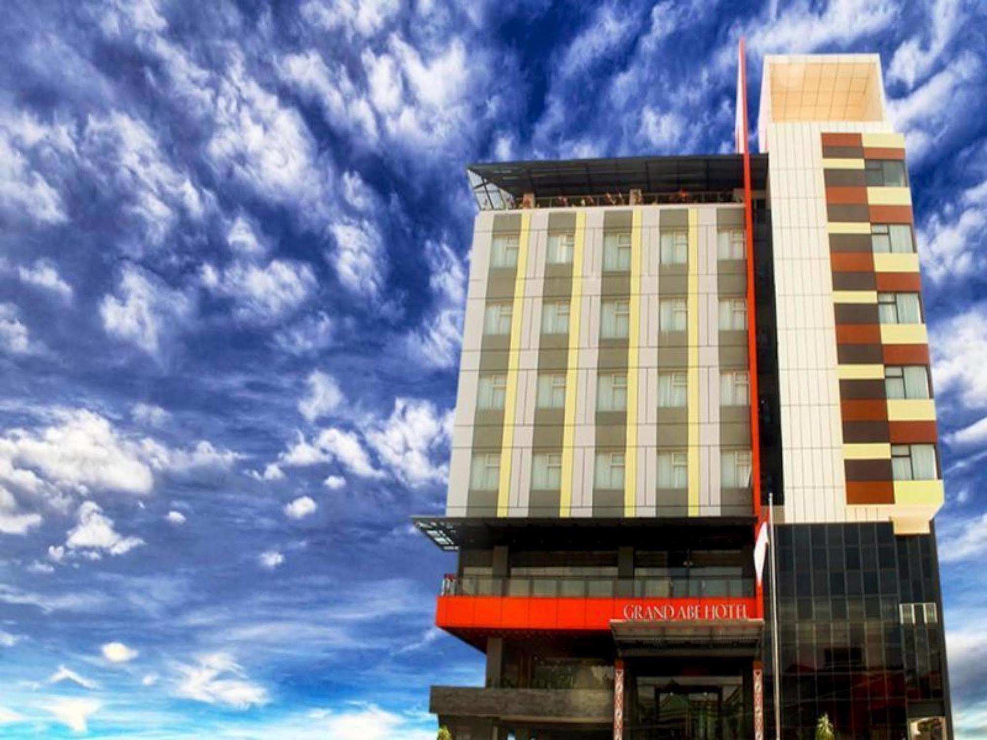 Grand Abe Hotel Jayapura Exterior foto